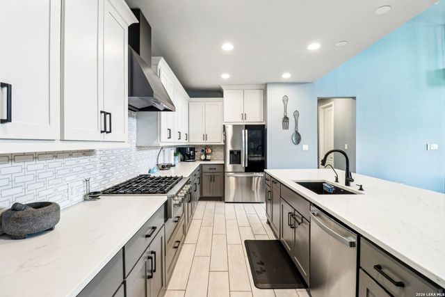 1907 peres, New Braunfels, TX 78132