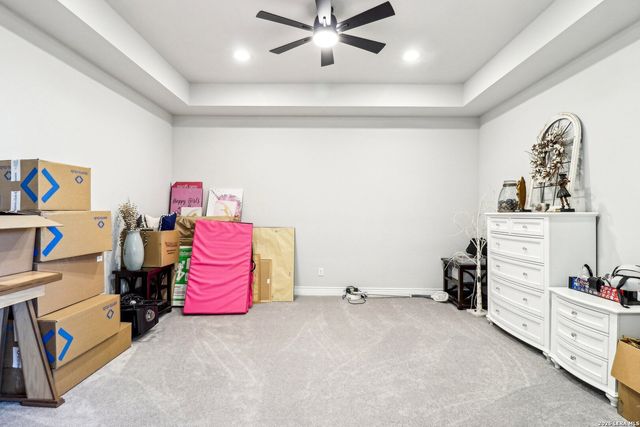 1907 peres, New Braunfels, TX 78132