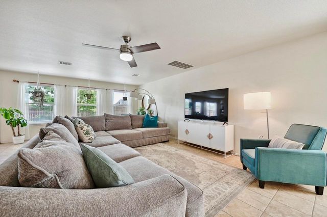 7220 Outfitter DR, Austin, TX 78744