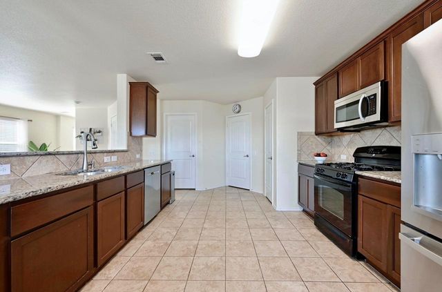 7220 Outfitter DR, Austin, TX 78744