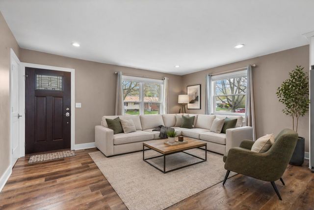 706 Leona Drive, Ann Arbor, MI 48103