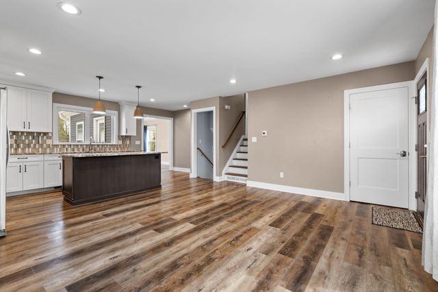 706 Leona Drive, Ann Arbor, MI 48103