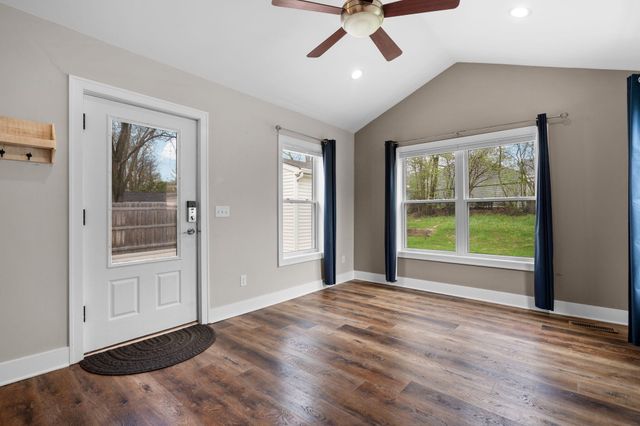 706 Leona Drive, Ann Arbor, MI 48103