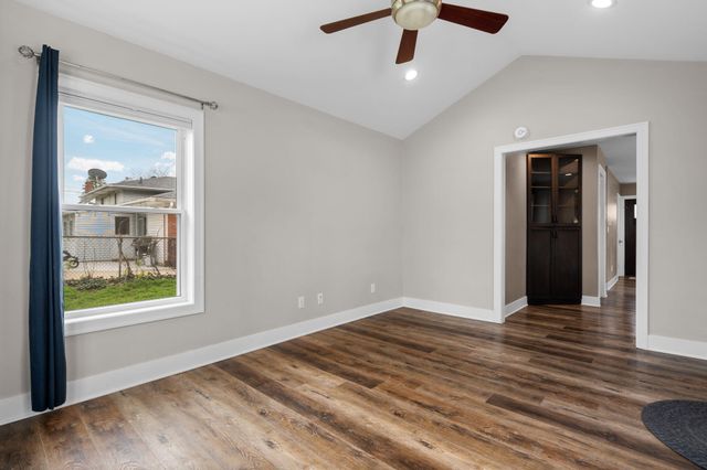 706 Leona Drive, Ann Arbor, MI 48103