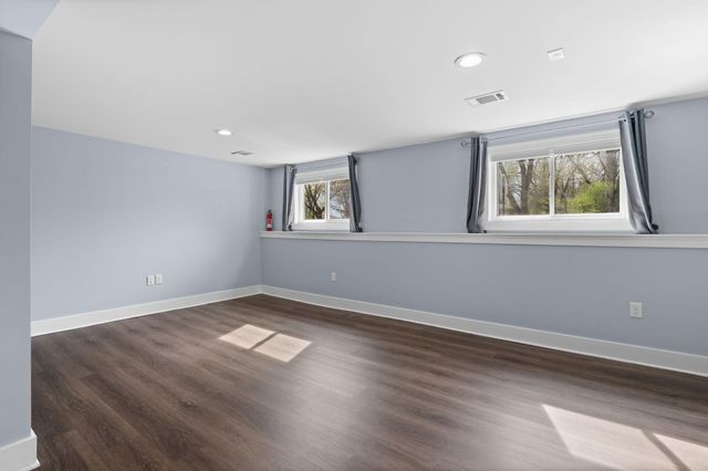 706 Leona Drive, Ann Arbor, MI 48103