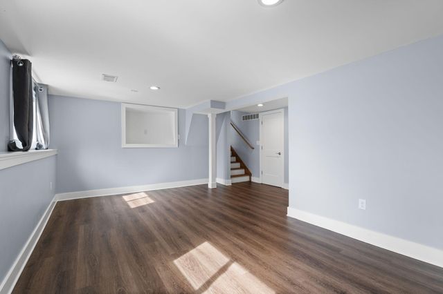706 Leona Drive, Ann Arbor, MI 48103