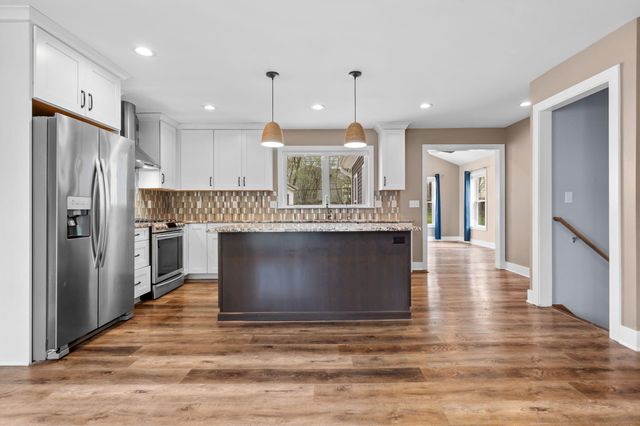 706 Leona Drive, Ann Arbor, MI 48103