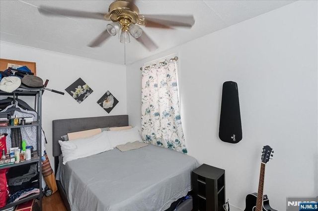 2105 New York Avenue, Union City, NJ 07087