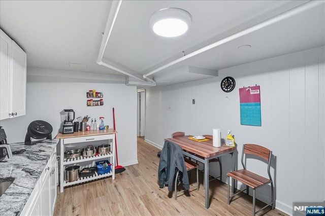 2105 New York Avenue, Union City, NJ 07087