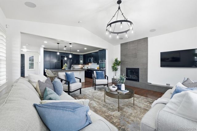 10640 Star Thistle Court, Highlands Ranch, CO 80126