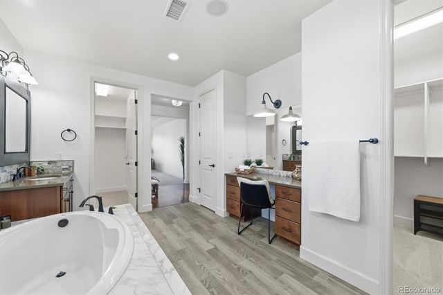 10640 Star Thistle Court, Highlands Ranch, CO 80126