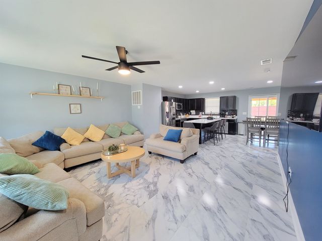 327 Hobson Way, Lyman, SC 29365