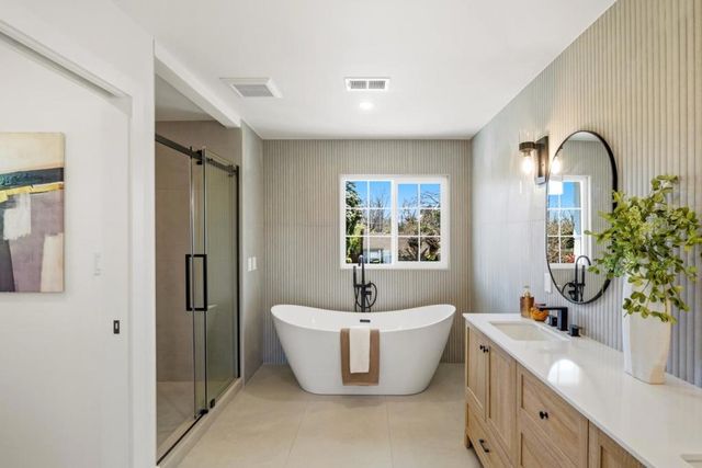 2215 Sunny Vista Drive, San Jose, CA 95128