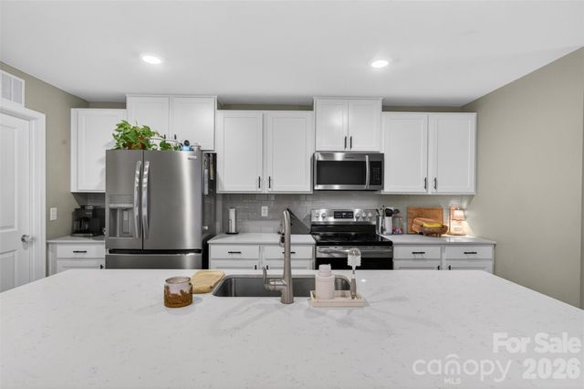 2172 Trollinger Drive, Catawba, NC 28609