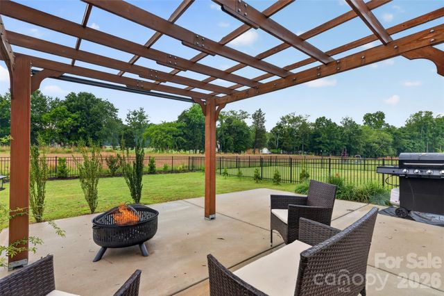 2172 Trollinger Drive, Catawba, NC 28609