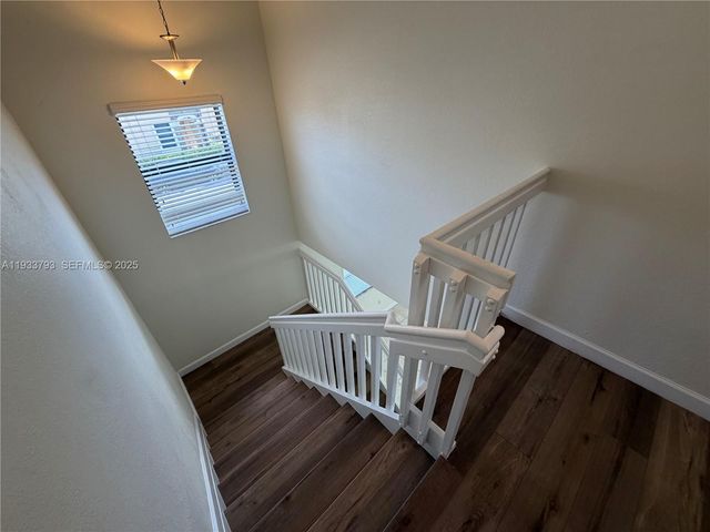 3501 W 92nd Pl, Hialeah, FL 33018