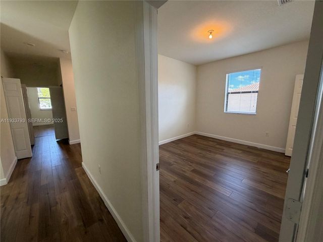 3501 W 92nd Pl, Hialeah, FL 33018