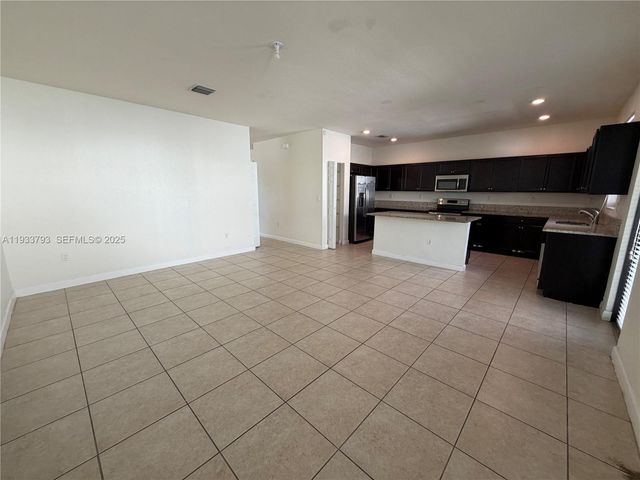 3501 W 92nd Pl, Hialeah, FL 33018