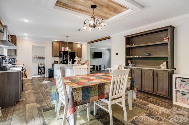 118 Bartram Way, Black Mountain, NC 28711