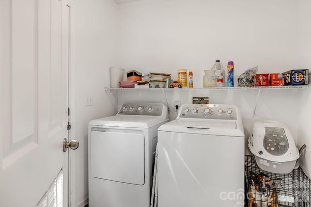 118 Bartram Way, Black Mountain, NC 28711