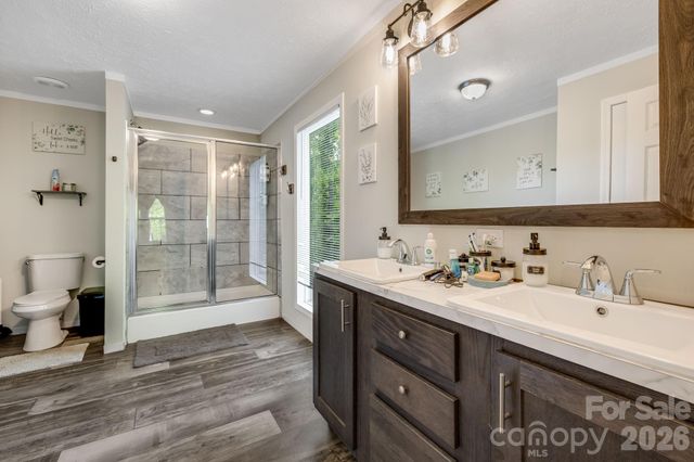 118 Bartram Way, Black Mountain, NC 28711