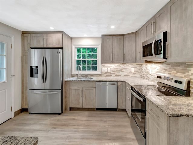 30 Keans Road, Burlington, MA 01803