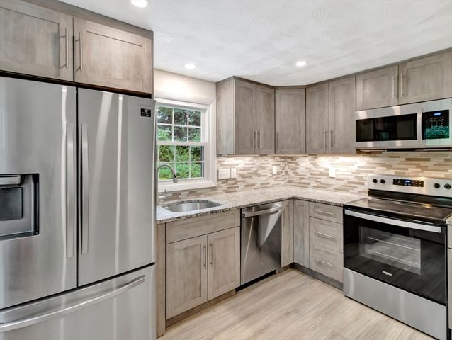 30 Keans Road, Burlington, MA 01803