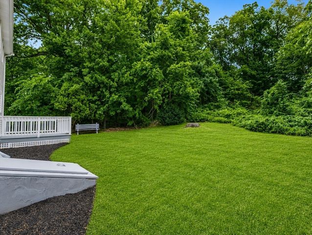 30 Keans Road, Burlington, MA 01803