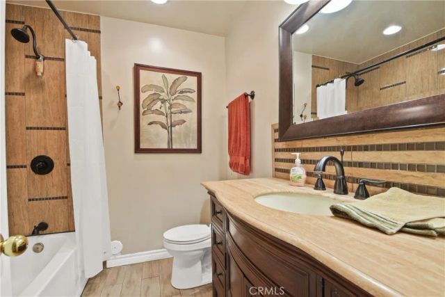 20303 Wardham, Lakewood, CA 90715