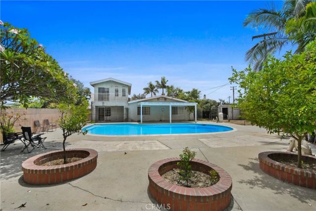 20303 Wardham, Lakewood, CA 90715