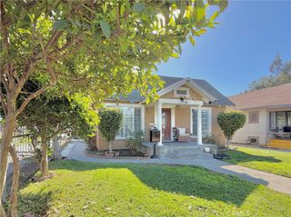 1016 W 51st Place, Los Angeles, CA 90037