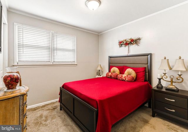 221 FORD AVE, West Deptford, NJ 08096