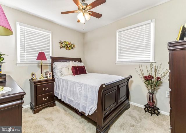 221 FORD AVE, West Deptford, NJ 08096