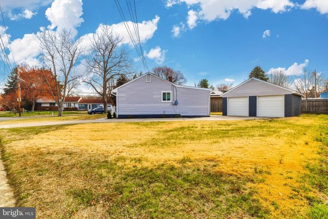 221 FORD AVE, West Deptford, NJ 08096