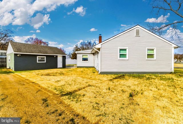 221 FORD AVE, West Deptford, NJ 08096