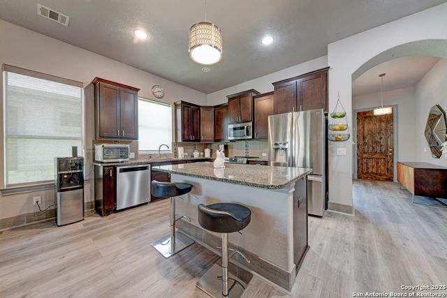 636 Carriage House, Spring Branch, TX 78070