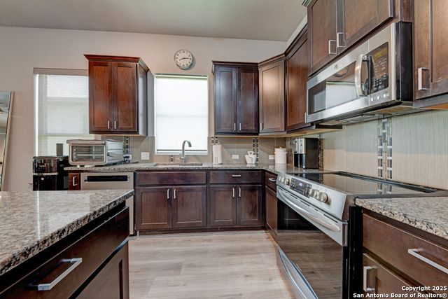 636 Carriage House, Spring Branch, TX 78070