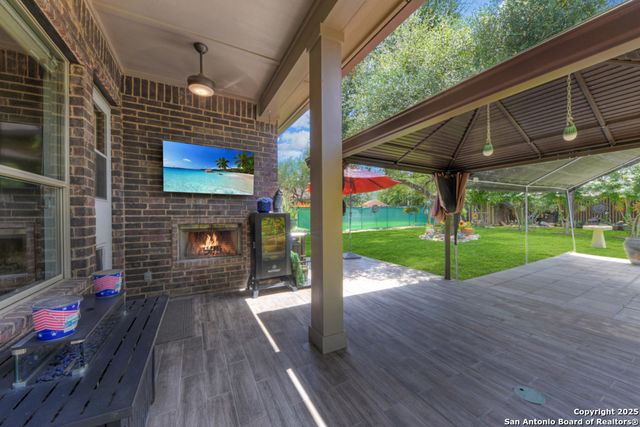 636 Carriage House, Spring Branch, TX 78070