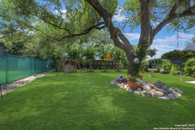 636 Carriage House, Spring Branch, TX 78070