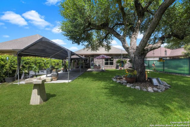 636 Carriage House, Spring Branch, TX 78070