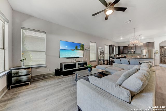 636 Carriage House, Spring Branch, TX 78070