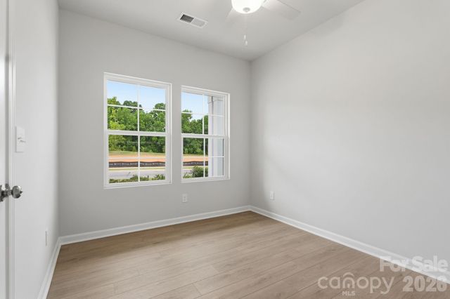 940 Leyna Court, Newton, NC 28658