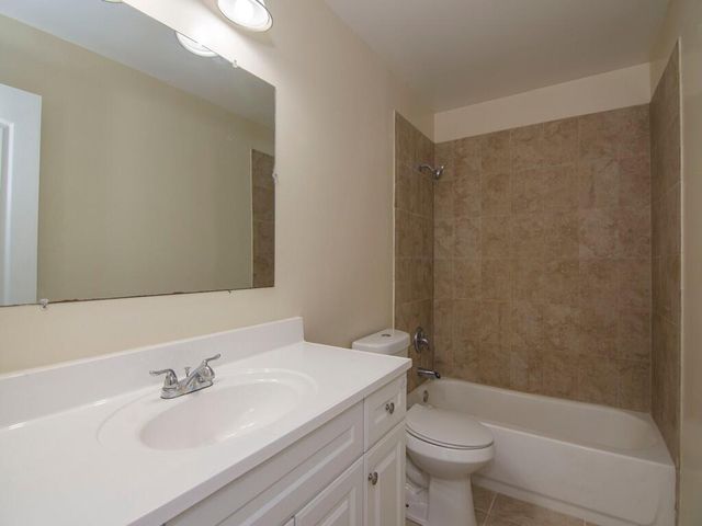 8604 Brookline Avenue, Fort Pierce, FL 34951