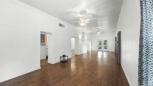 110 Erskine Ferry, Seguin, TX 78155