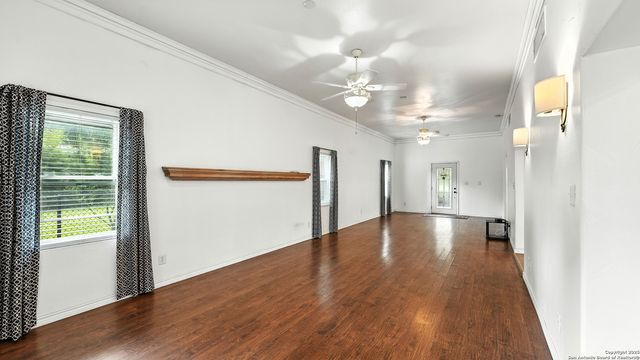 110 Erskine Ferry, Seguin, TX 78155