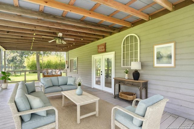 110 Erskine Ferry, Seguin, TX 78155