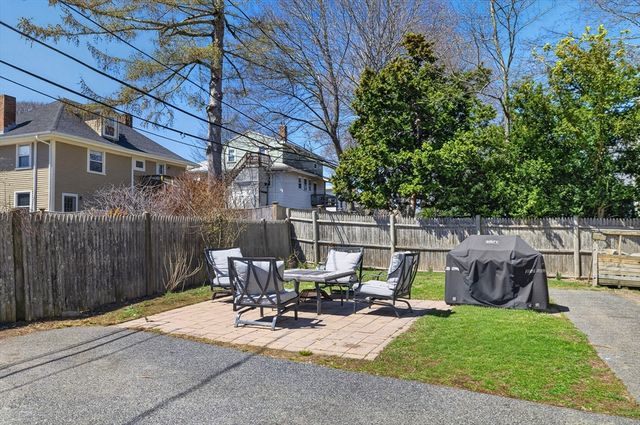 16 Primrose St 3, Boston, MA 02131