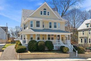16 Primrose St 3, Boston, MA 02131