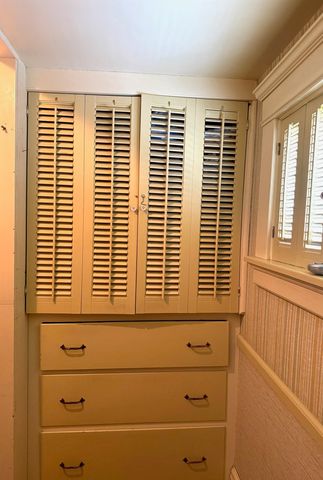 2176 4th Street, Bay City, MI 48708