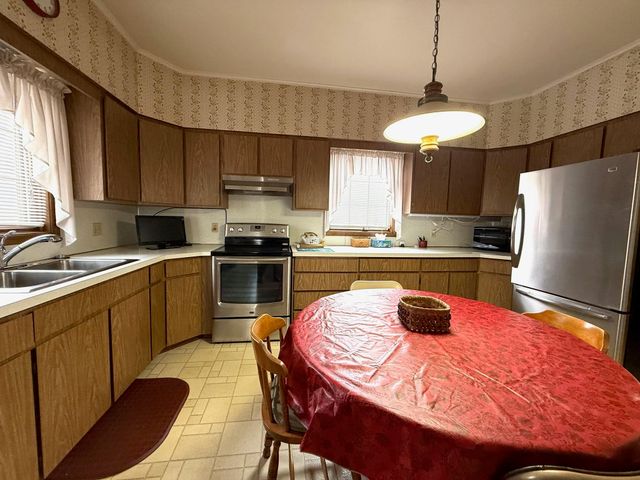 2176 4th Street, Bay City, MI 48708